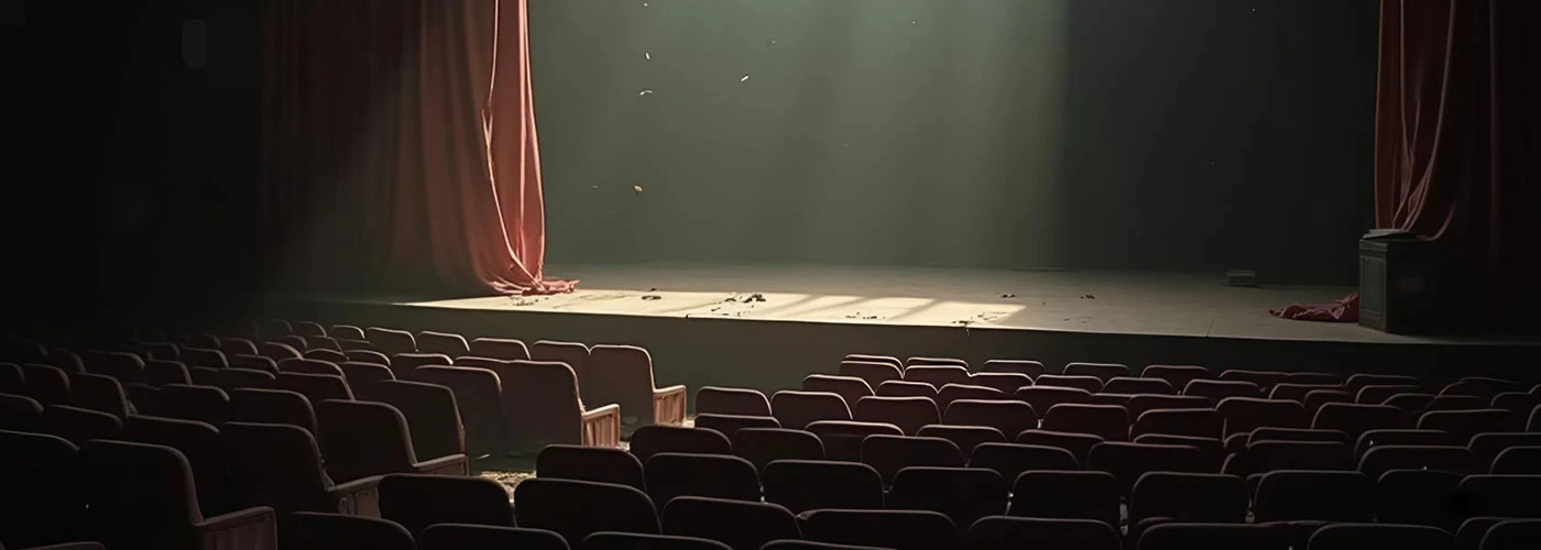 Постер Спектакль "Третий лишний" в Нижнем Новгороде